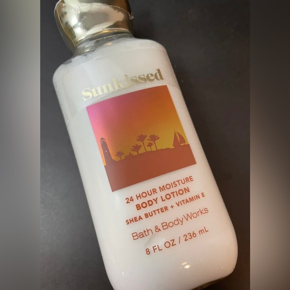 Sunkissed Lotion By Bath & Body Works - Picture 2 of 3